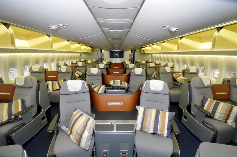 How to Fly Business Class to Europe: Tips for Comfort and Savings